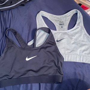 Nike sports bra bundle